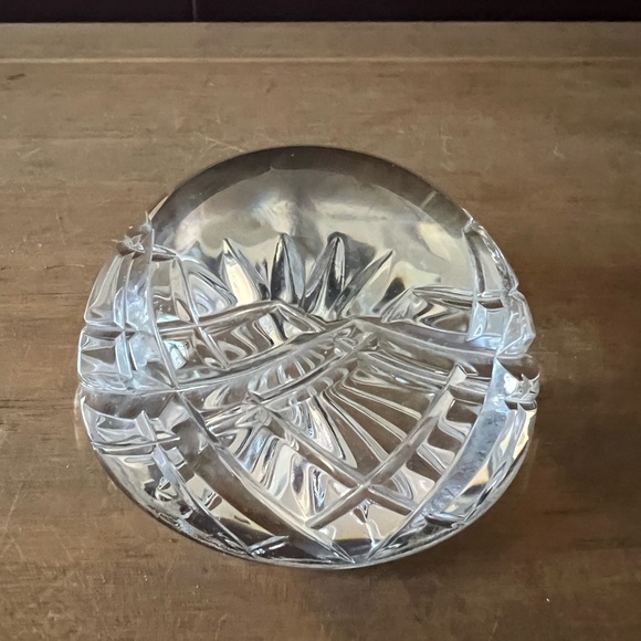 Lenox Crystal paperweight. Signed Lenox on bottom. Perfect condition. - Picture 5 of 5